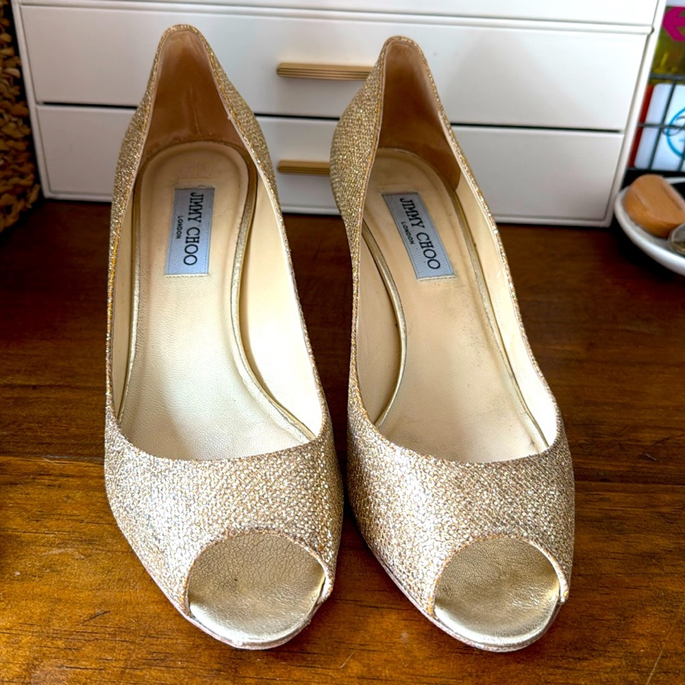 Very Good Pre-Owned Condition Jimmy Choo